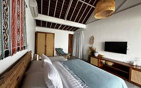 Autentique Room In Uluwatu